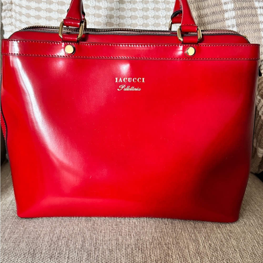 IACUCCI Red Leather Tote Bag